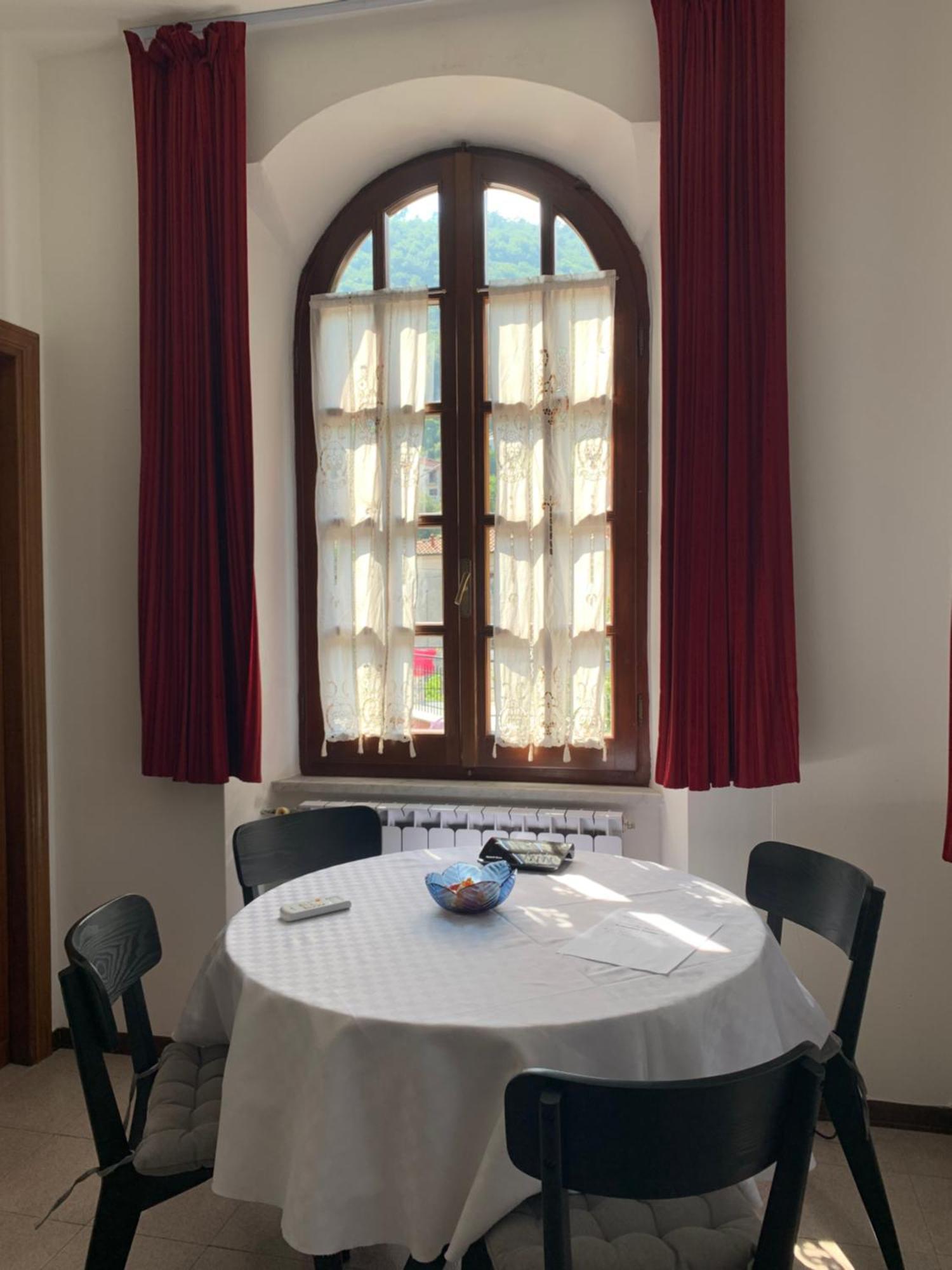 A Casa Di Atti Apartment Biassa Luaran gambar